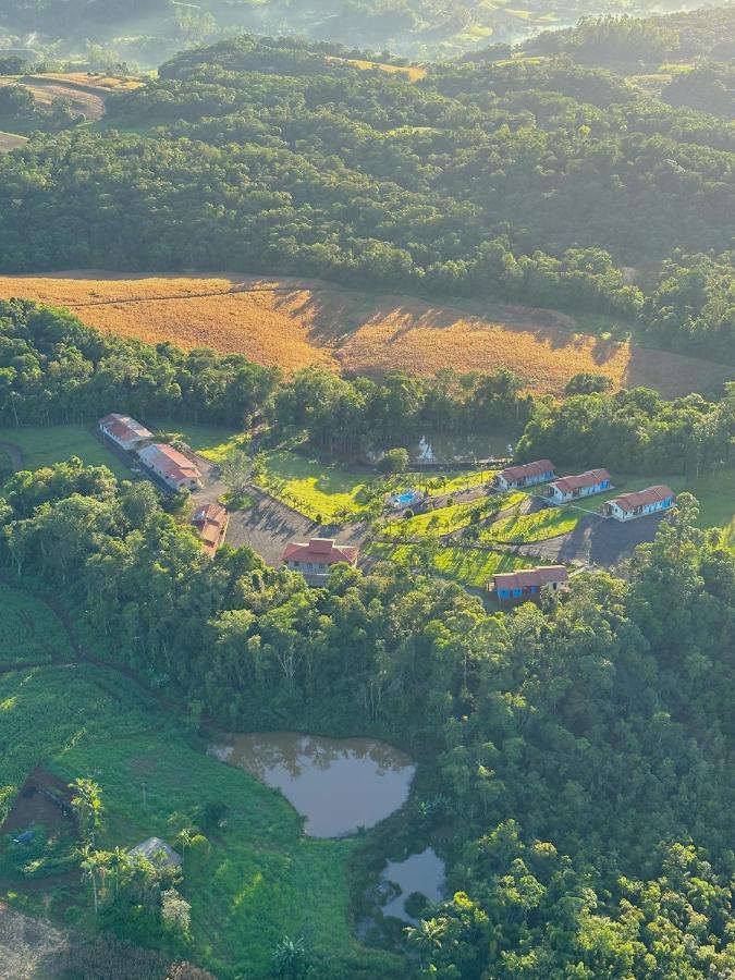 Pousada Di Venezia - Hotel Fazenda 노바 베네짜 외부 사진