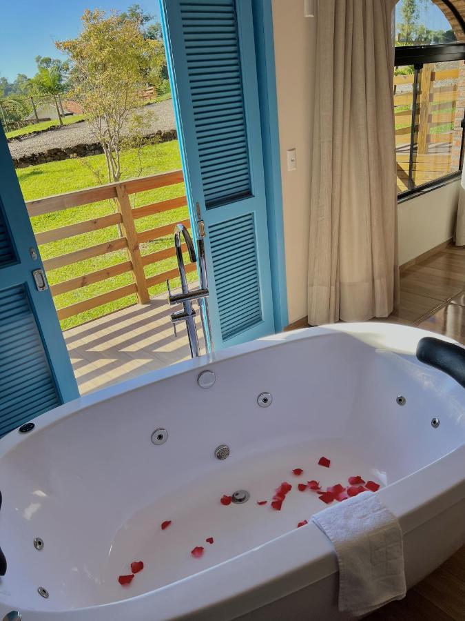 Pousada Di Venezia - Hotel Fazenda 노바 베네짜 외부 사진